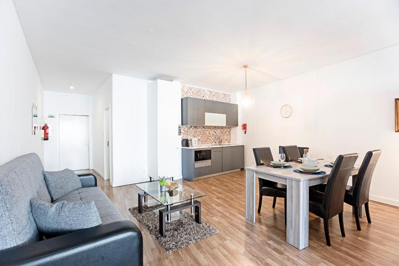 Amazing Apartment In Downtown Porto By Lovelystay Exteriör bild