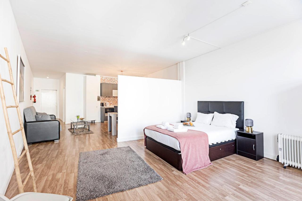 Amazing Apartment In Downtown Porto By Lovelystay Exteriör bild